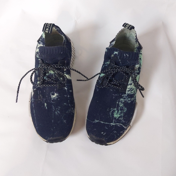 🌿ADIDAS NMDR1 SNEAKERS🌿 - Picture 2 of 9